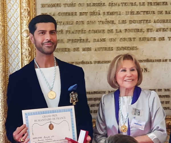 grand-prix-international-de-france-rouben-elbakian-and-lucie-calderon-president-of-gpif11AB6509-381A-273E-0383-E061B9AFC9A8.jpg